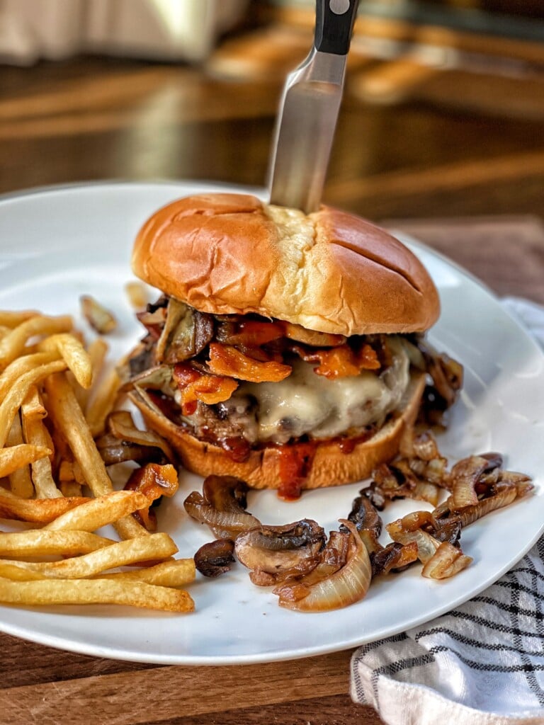 bacon mushroom swiss burger