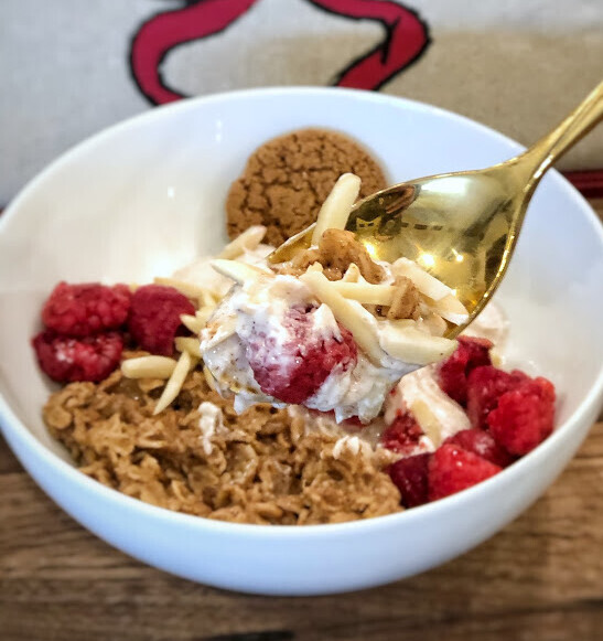 raspberry gingersnap oats