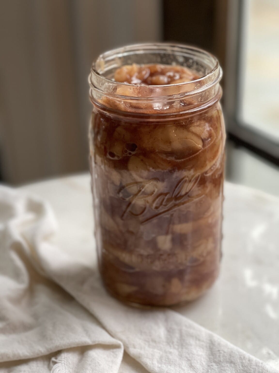 Slow Cooker Apple Pie Filling Sweet Savory and Steph