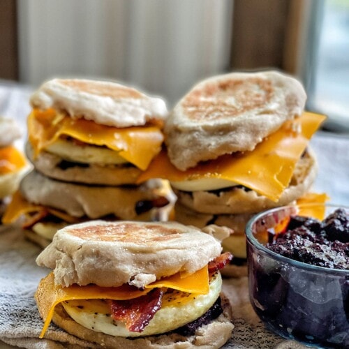 bacon jam egg sandwiches
