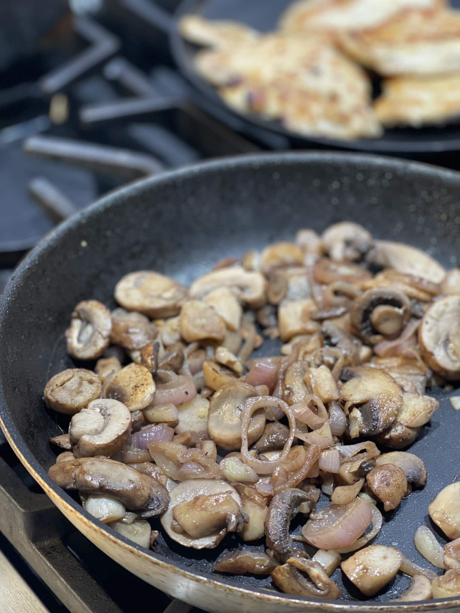 Healthy Chicken with Prosciutto and Mozzarella in a Mushroom Gravy